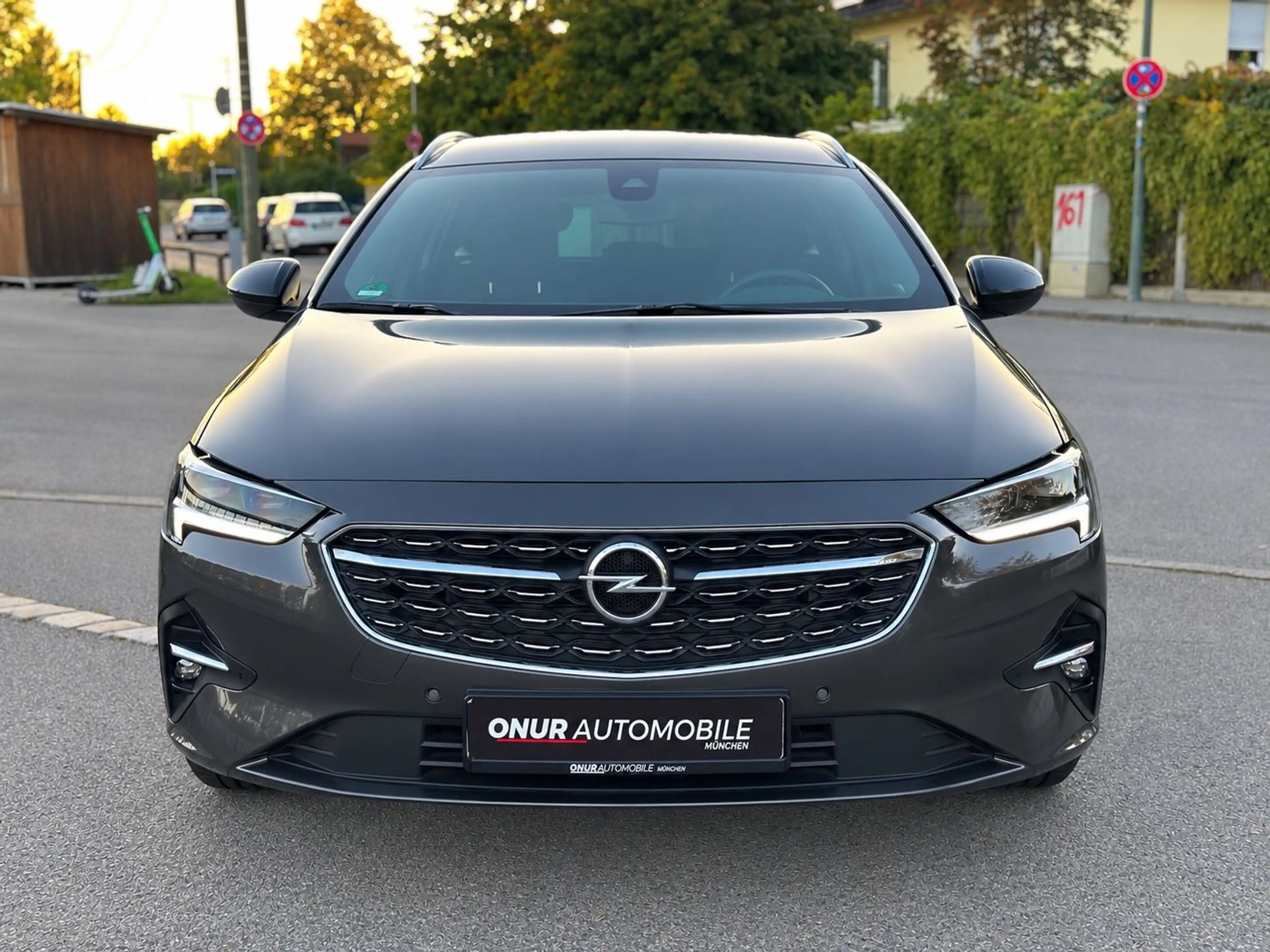 Opel Insignia B ST Navi HuD ACC AHK Massage Kamera — photo 2