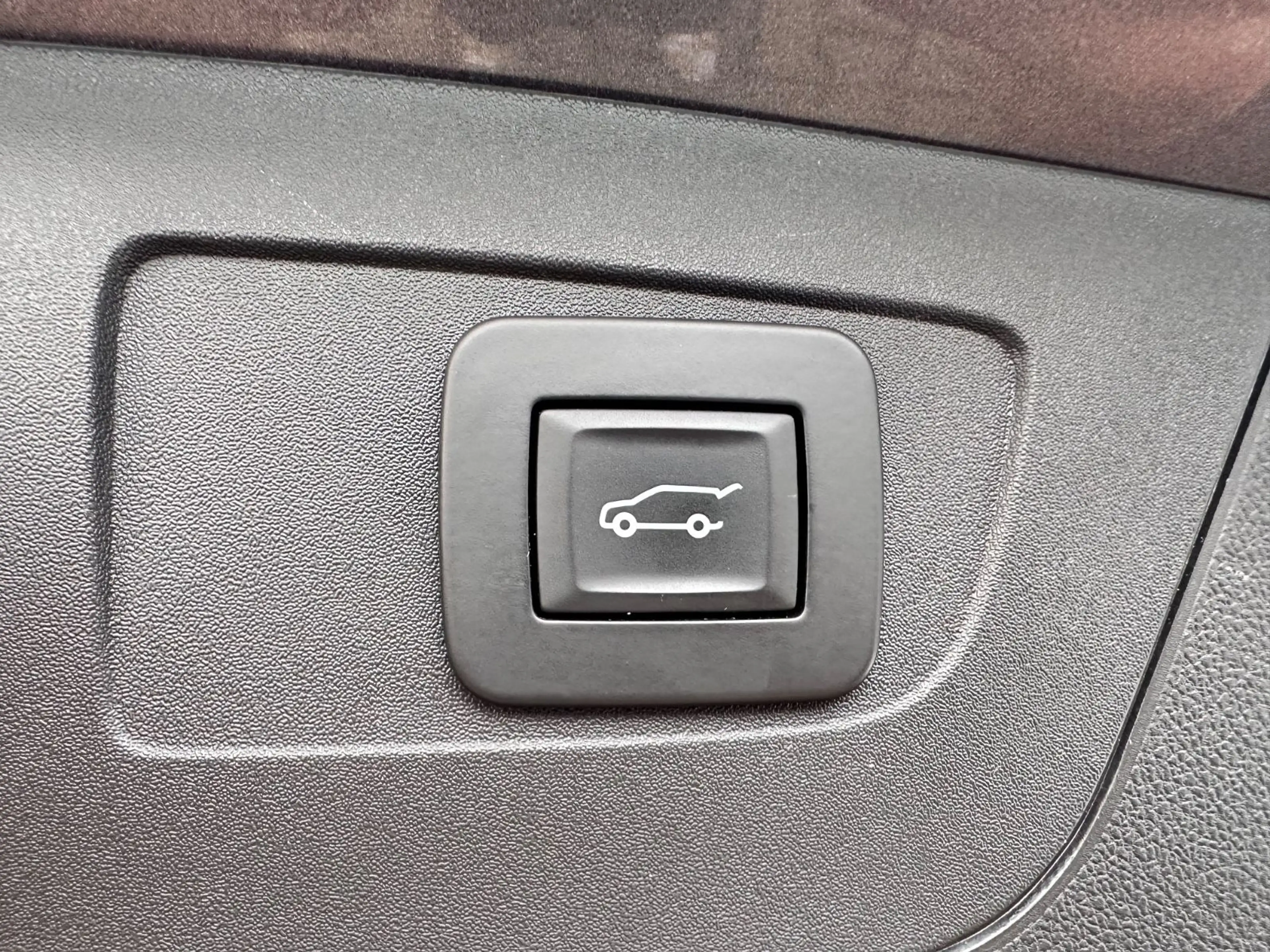 Opel Insignia B ST Navi HuD ACC AHK Massage Kamera — photo 34