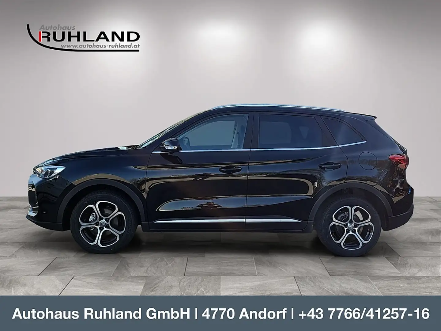 MG ZS + 1,5l Deluxe Schwarz - 2