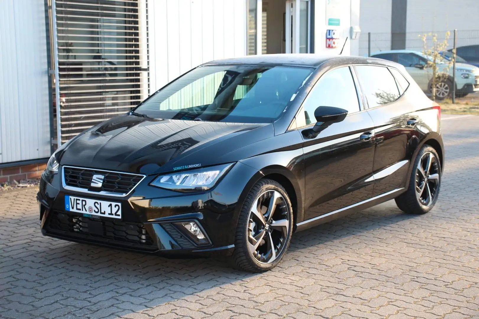 SEAT Ibiza FR 1.0 TSi DSG |Michelin Allwetterreifen| Schwarz - 1