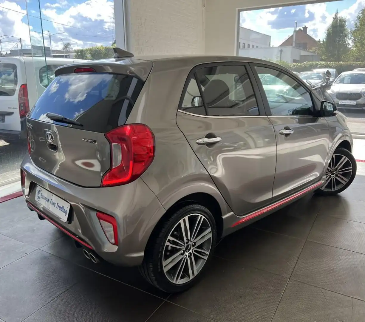 Kia Picanto 1.2 DPi 84 CH GT LINE 6.320 KMS CARPLAY 1ÈRE MAIN GAR 12M Gris - 2