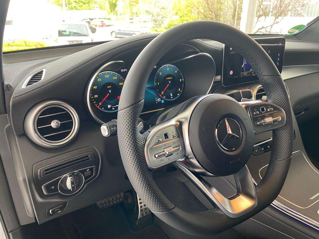 Mercedes-Benz GLC 220