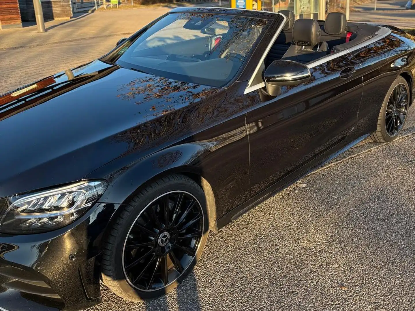 Mercedes-Benz C 220 C 220 d Cabrio 9G-TRONIC AMG Line Schwarz - 1