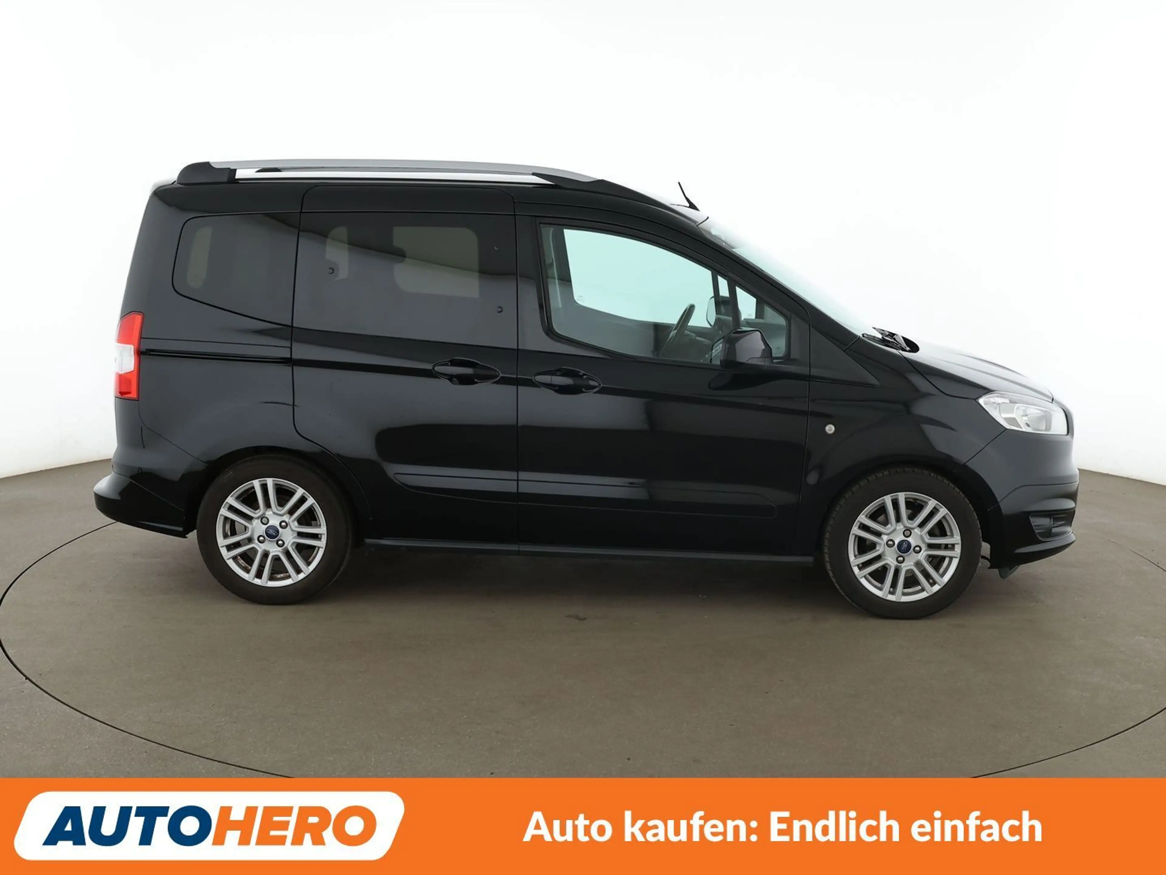 Ford Tourneo 1.0 EcoBoost Titanium*NAVI*SHZ*AHK*KLIMA* — photo 7