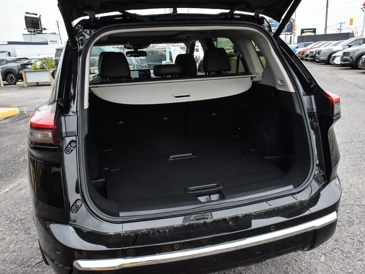 Nissan Rogue fotografie Nissan Rogue