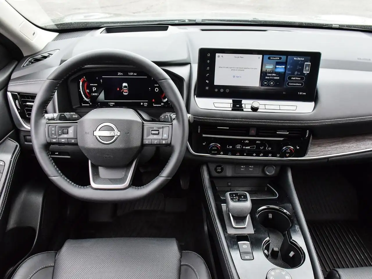 Nissan Rogue fotografie Nissan Rogue
