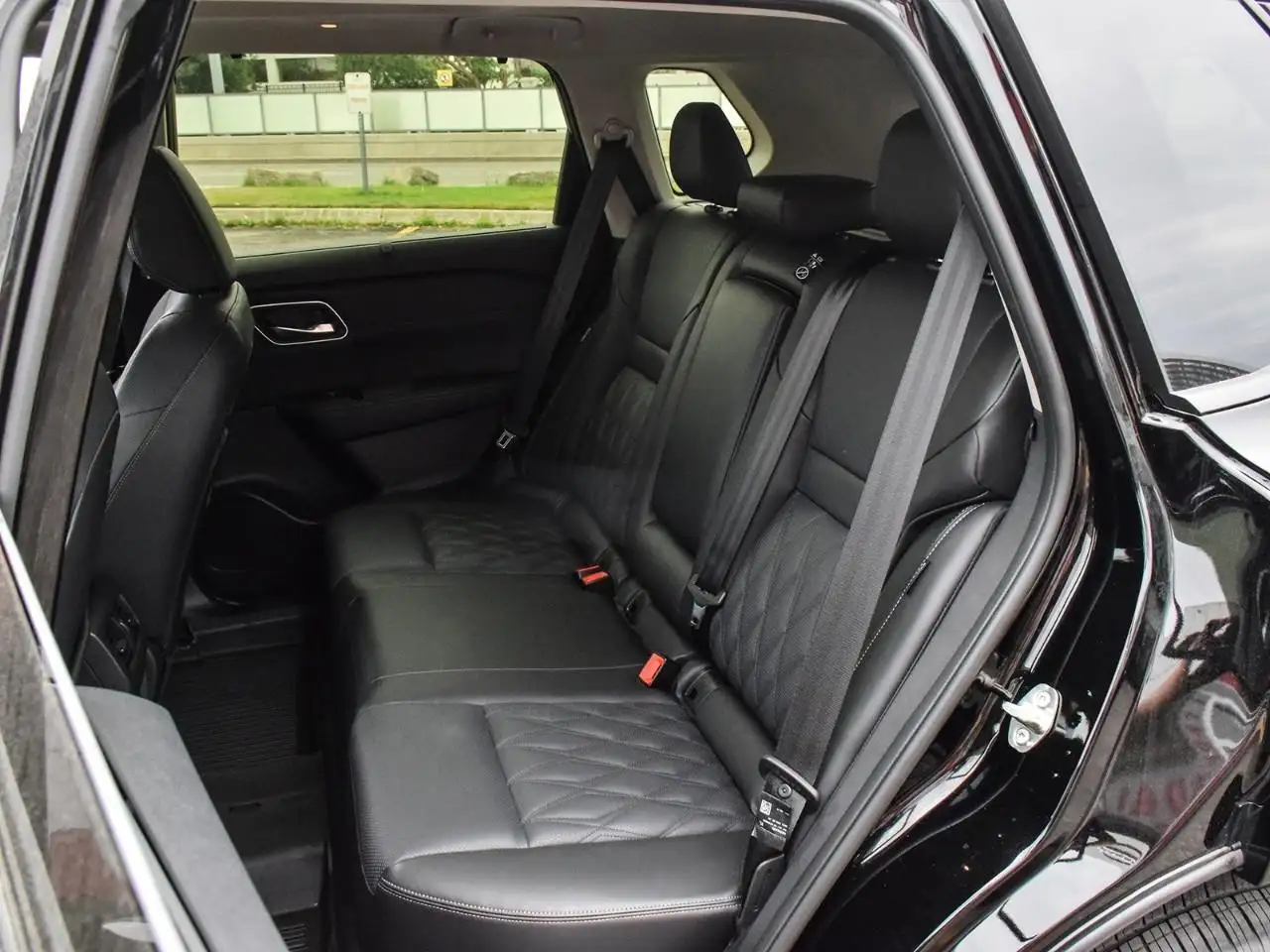 Nissan Rogue fotografie Nissan Rogue