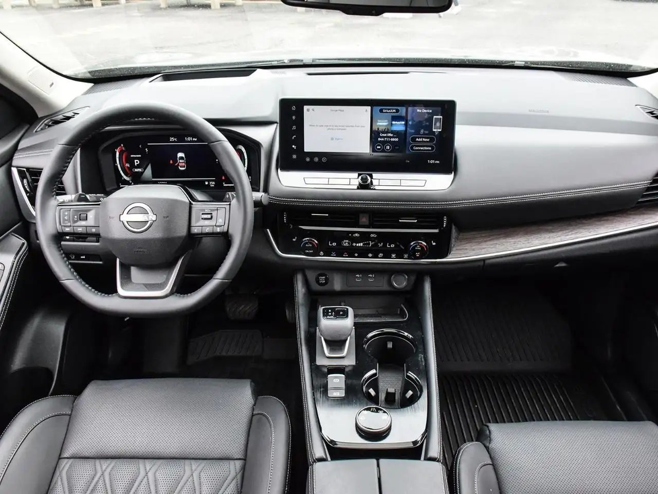 Nissan Rogue fotografie Nissan Rogue