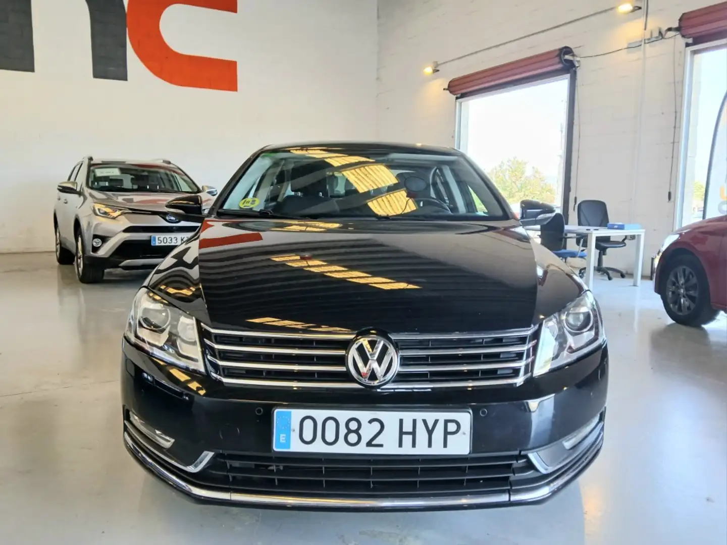 Volkswagen Passat 2.0TDI Business Advance Navi BMT Negro - 2