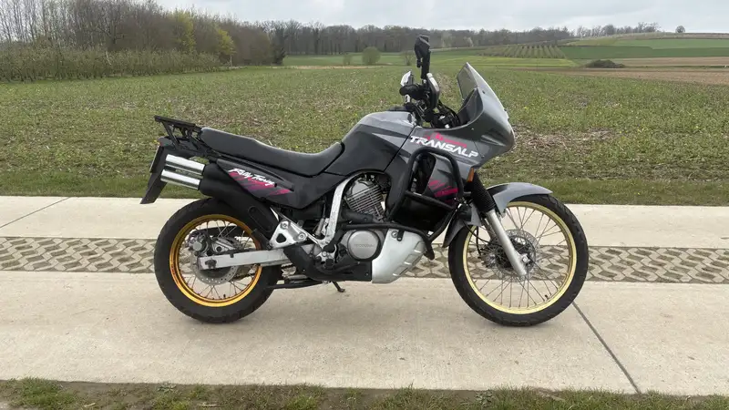 Honda Transalp - foto 6