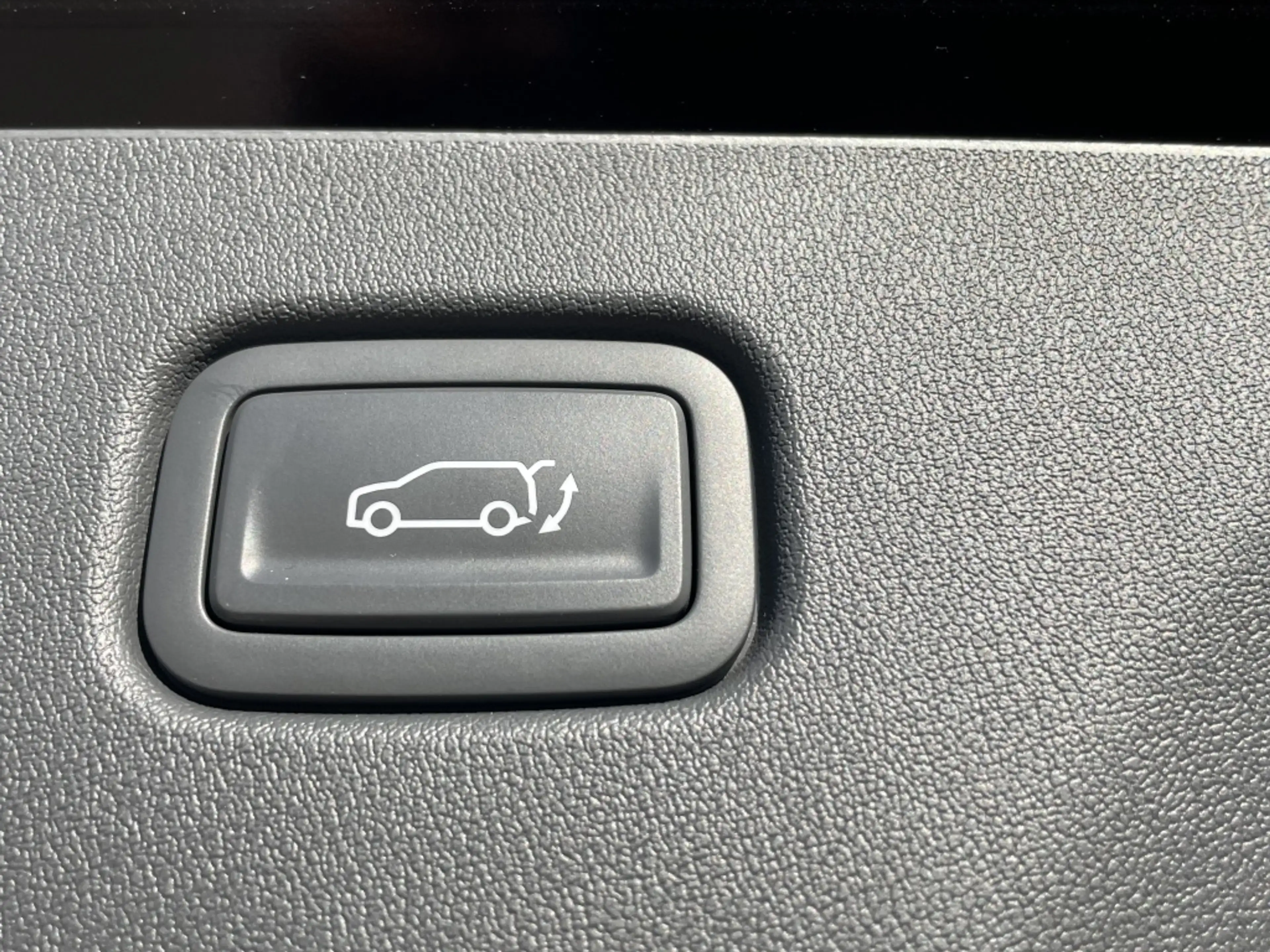 Kia EV3 GT-PlusLine 81.4 kWh — photo 9