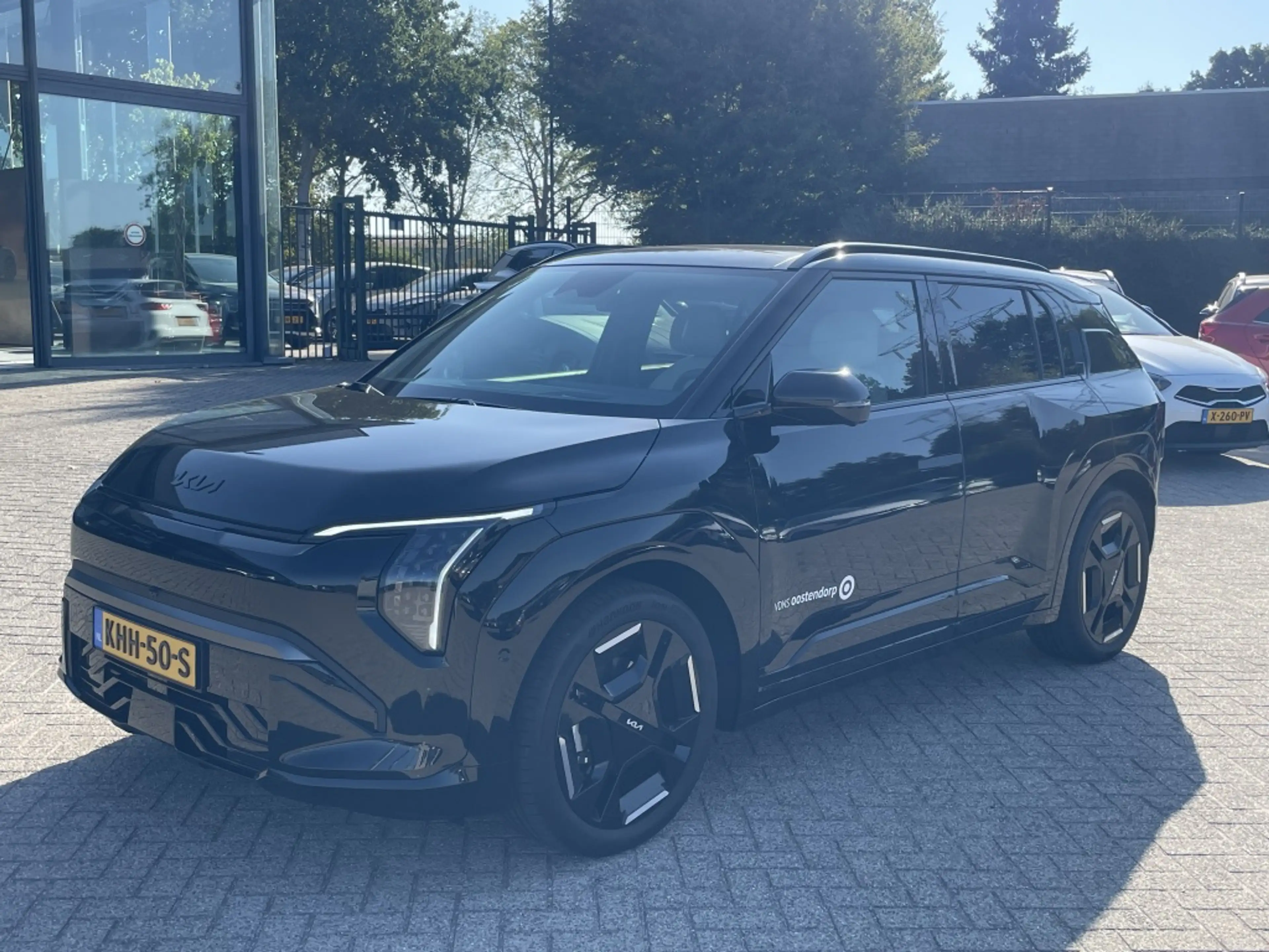 Kia EV3 GT-PlusLine 81.4 kWh — photo 2