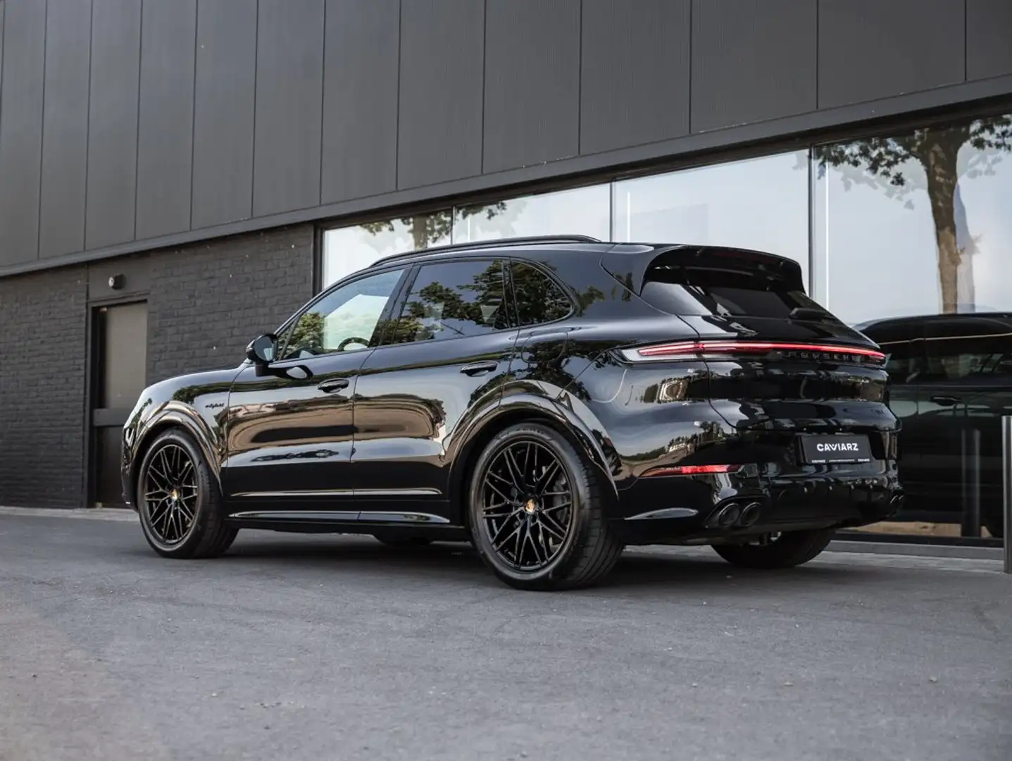 Porsche Cayenne E-HYB/SPORTDES/SPORTUITL/21/MATR/PANO/ACC/18W/BOSE Nero - 2