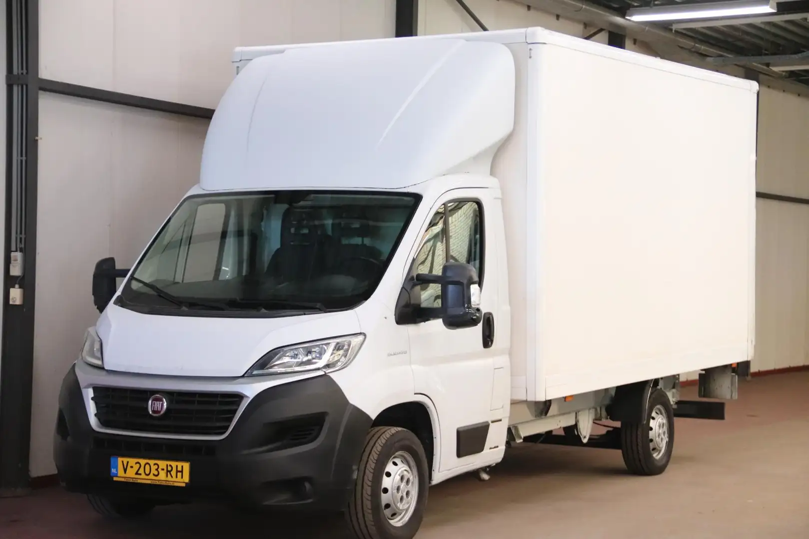 Fiat Ducato 2.3 MultiJet BAKWAGEN LAADKLEP Wit - 1