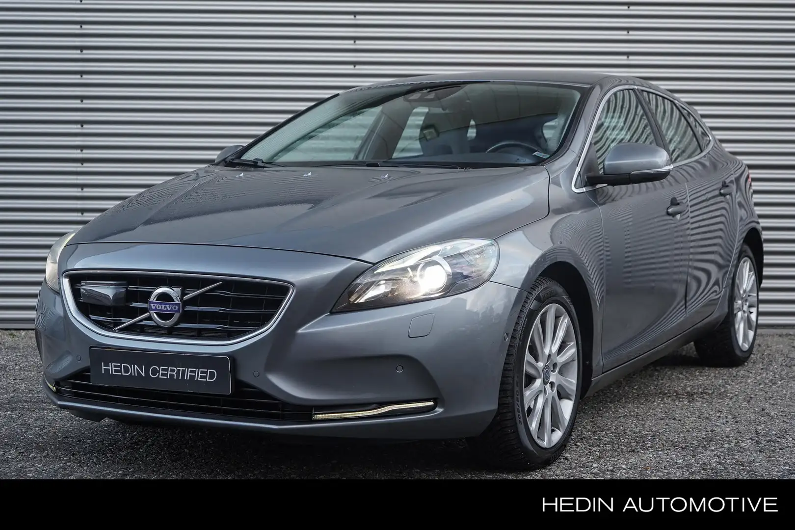 Volvo V40 T5 Summum | Apaptive Cruise | BLIS | Xenon | DAB | Grijs - 1