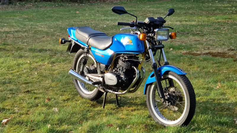 Honda CB 250 - foto 2
