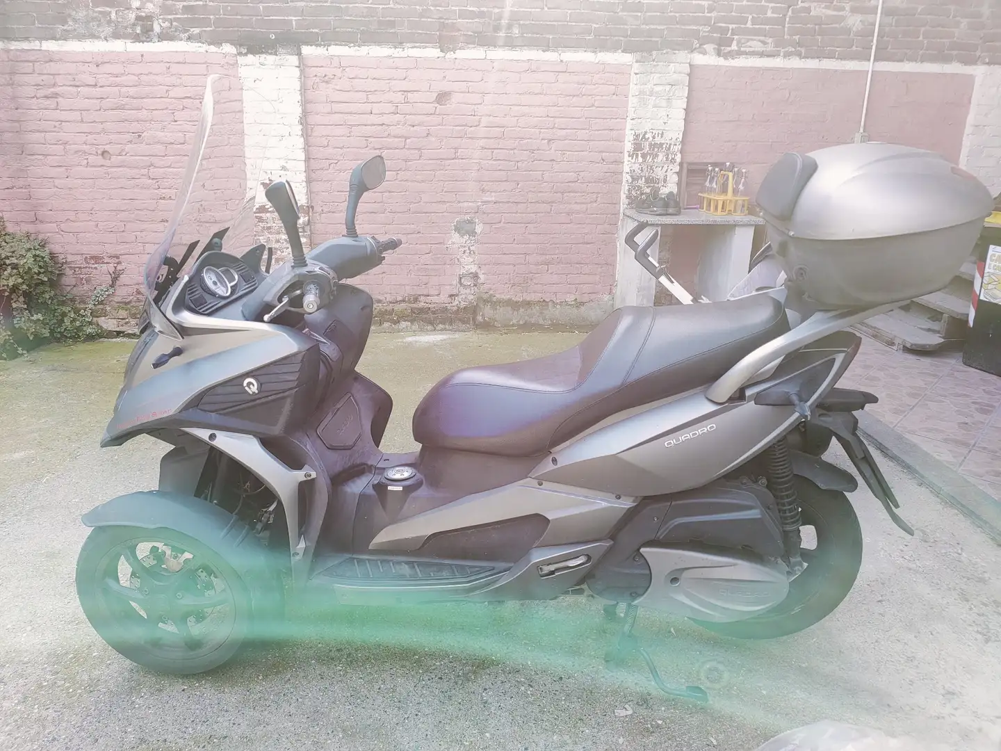 Quadro 350S Gris - 2