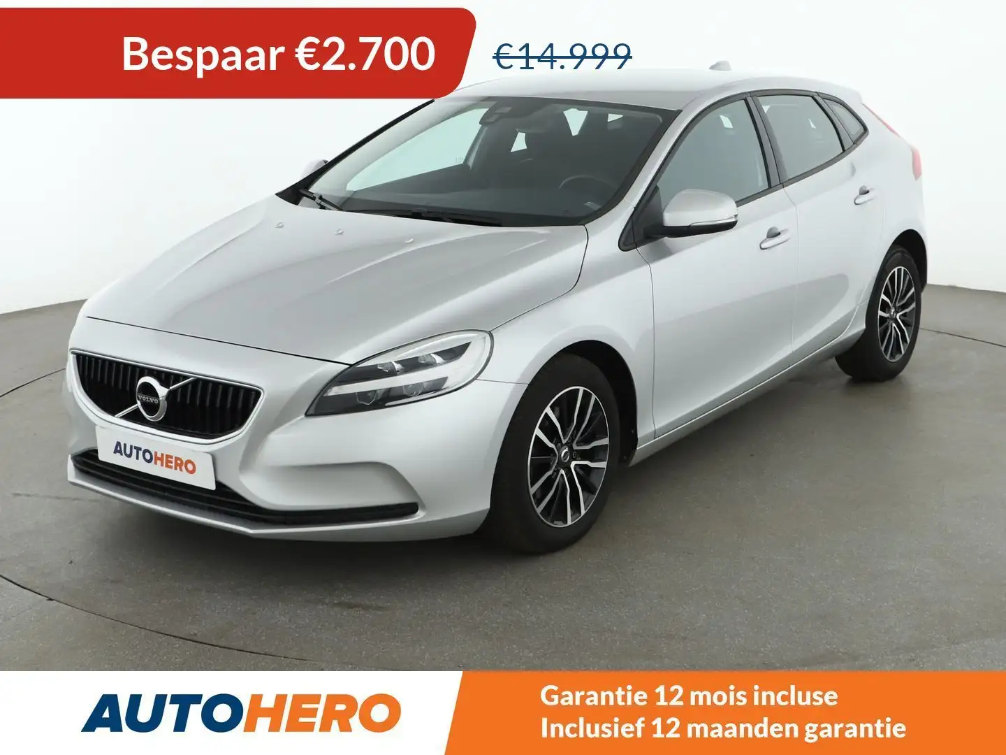 Volvo V40 2.0 T2 Momentum Gris - 1