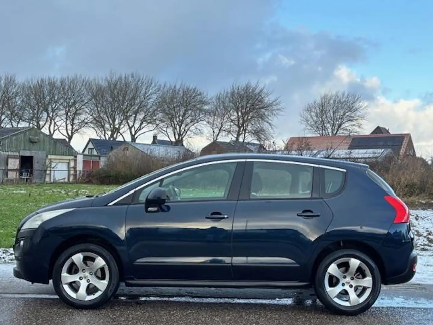 Peugeot 3008 1.6 VTi Première ECC Audio-CD/MP3 LMV 17" ESP PDC Blau - 2