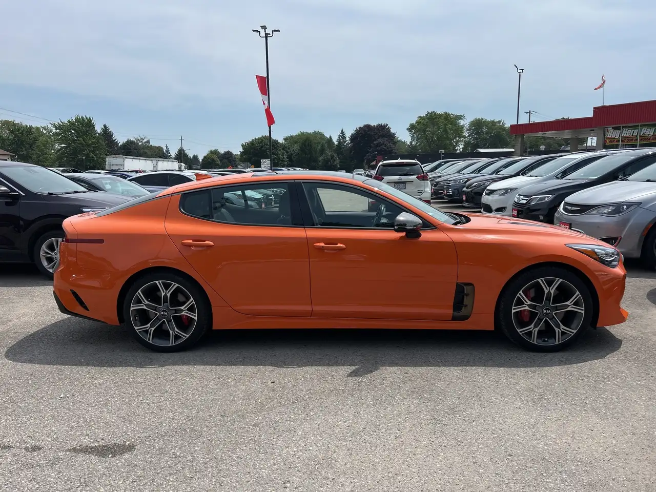 Kia Stinger снимка Kia Stinger