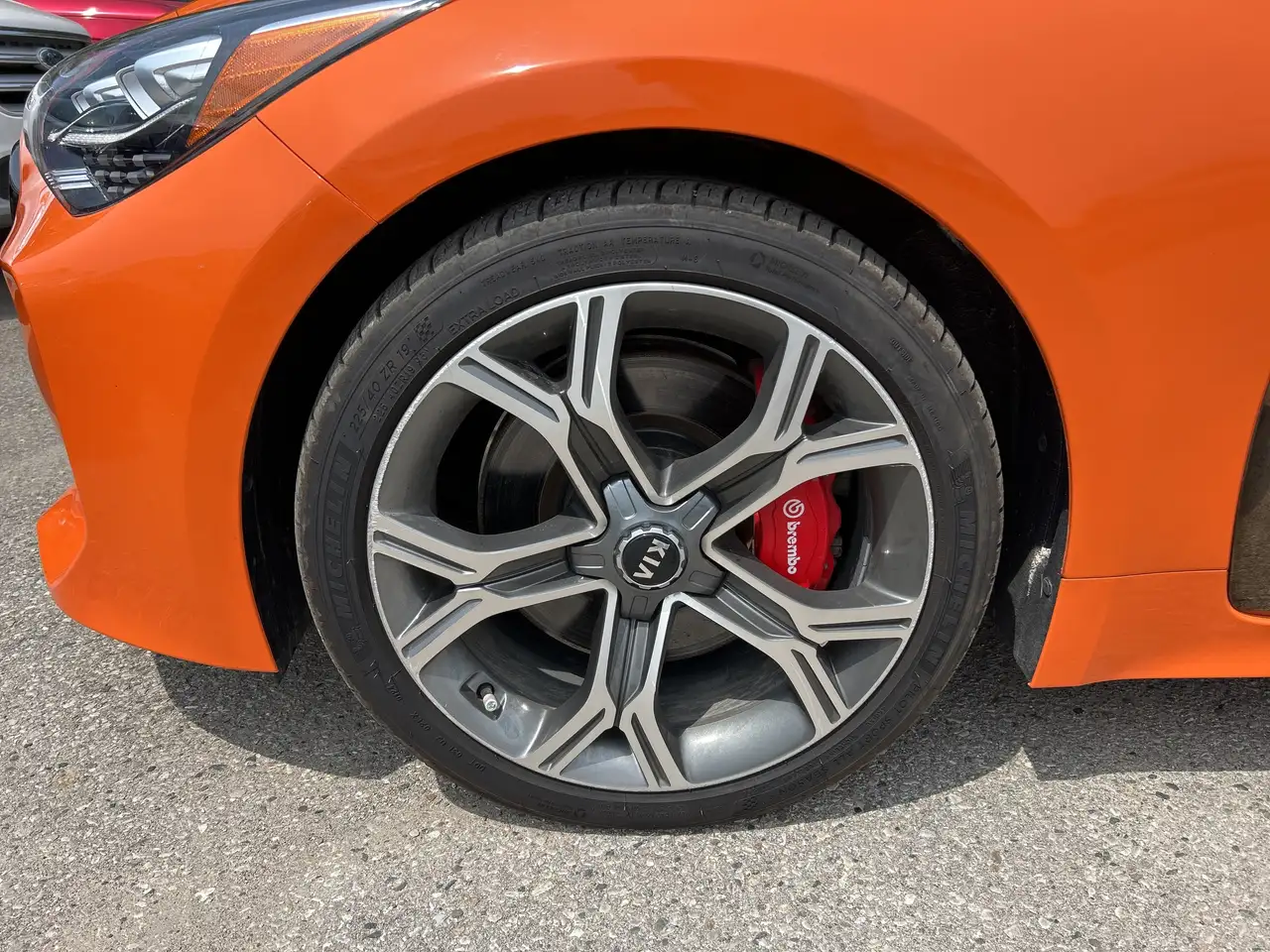 Kia Stinger снимка Kia Stinger
