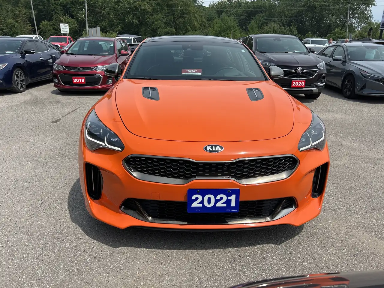 Kia Stinger снимка Kia Stinger