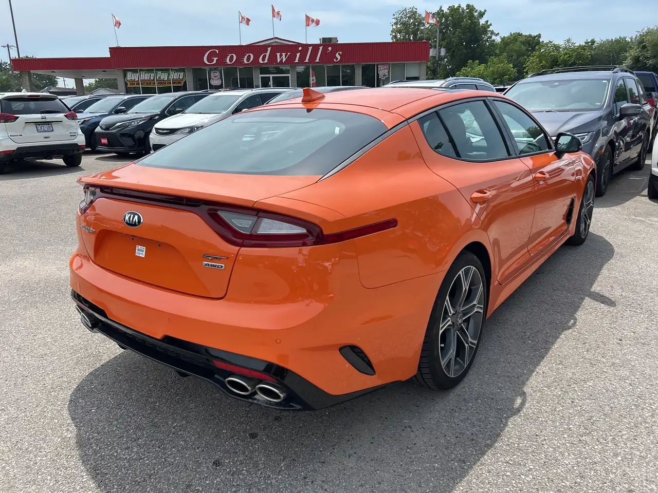 Kia Stinger снимка Kia Stinger
