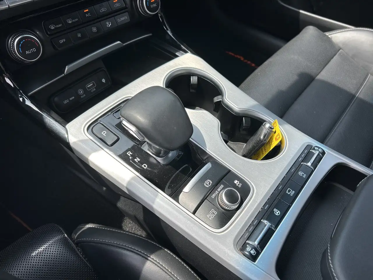 Kia Stinger снимка Kia Stinger