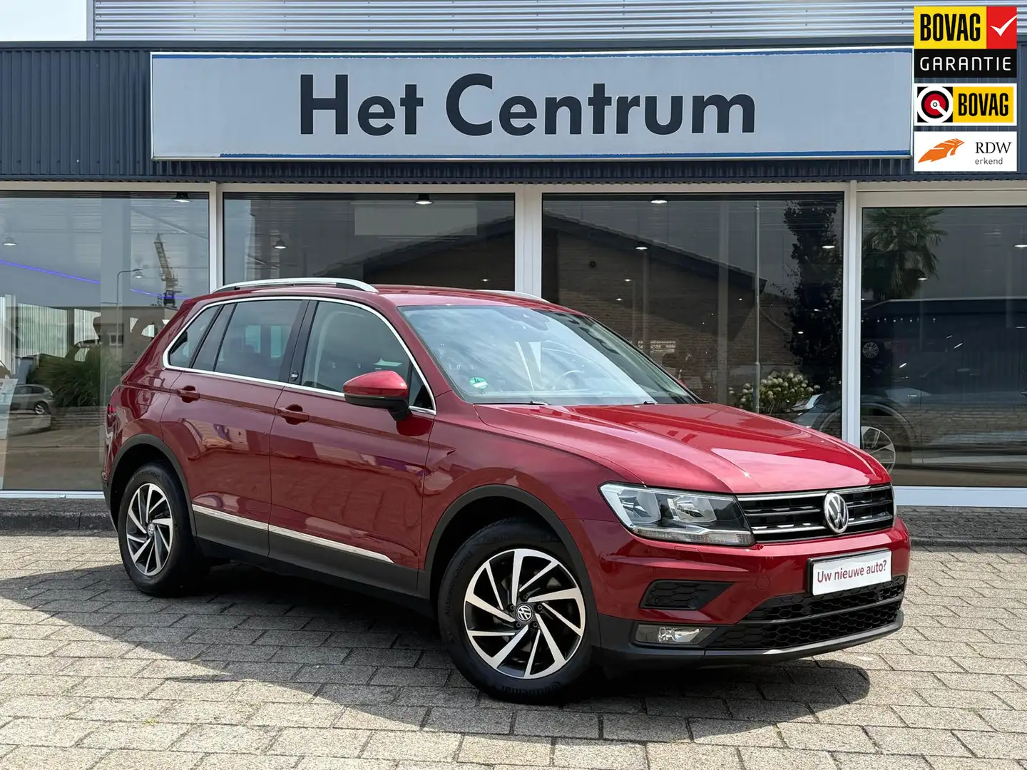 Volkswagen Tiguan 1.4 TSI Comfortline Sound - Virtual cockpit - Navi Rood - 1