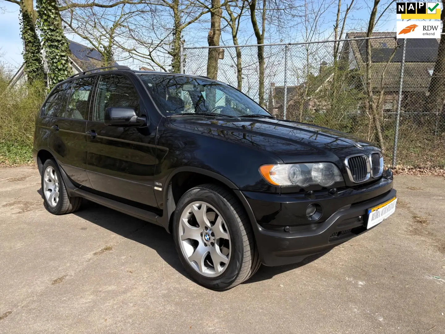 BMW X5 3.0i Executive, in zeer goede staat, prijs is incl Nero - 1