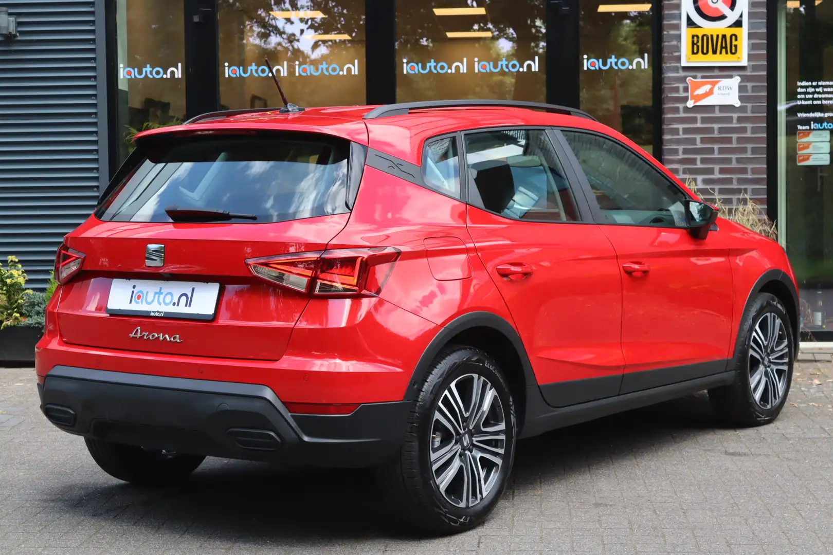 SEAT Arona 1.0 TSI Style Business Matrix LED/Camera/Keyless/A Rood - 2