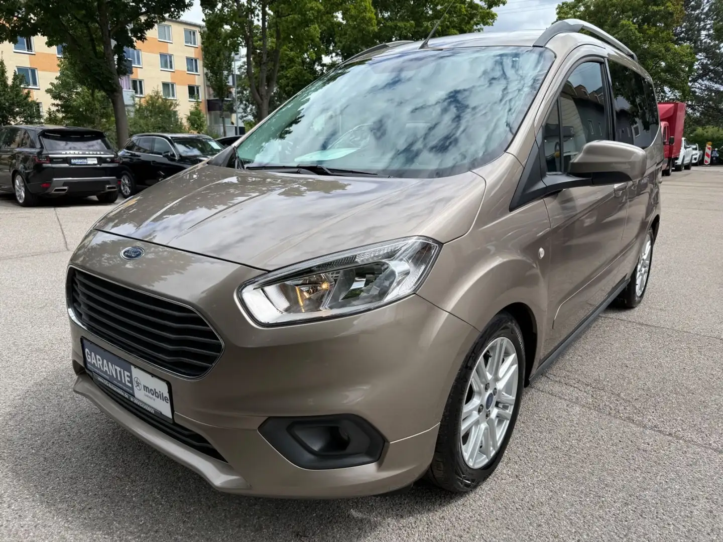Ford Tourneo Courier 1.5 TDCI S&S Titan~Navi~PDC~Temp Plateado - 1