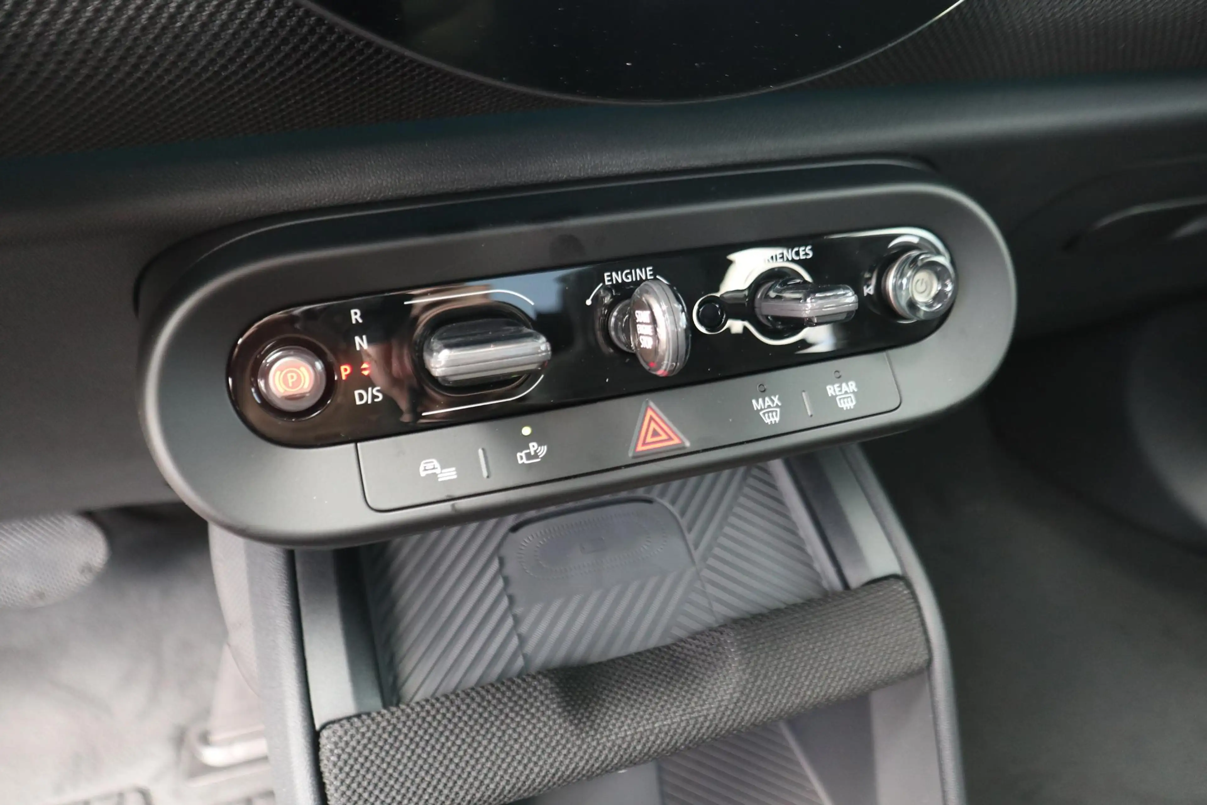 MINI Countryman C | Pakket M + John Cooper Works Uitvoering — photo 15