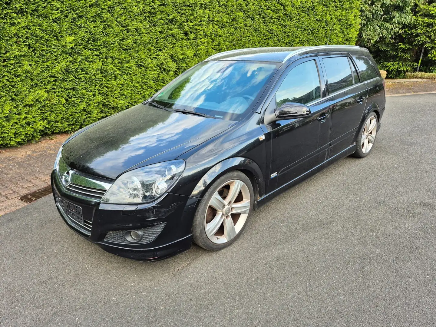 Opel Astra H 1.6 Turbo Caravan OPC Line Xenon+SHZ+TL - 1