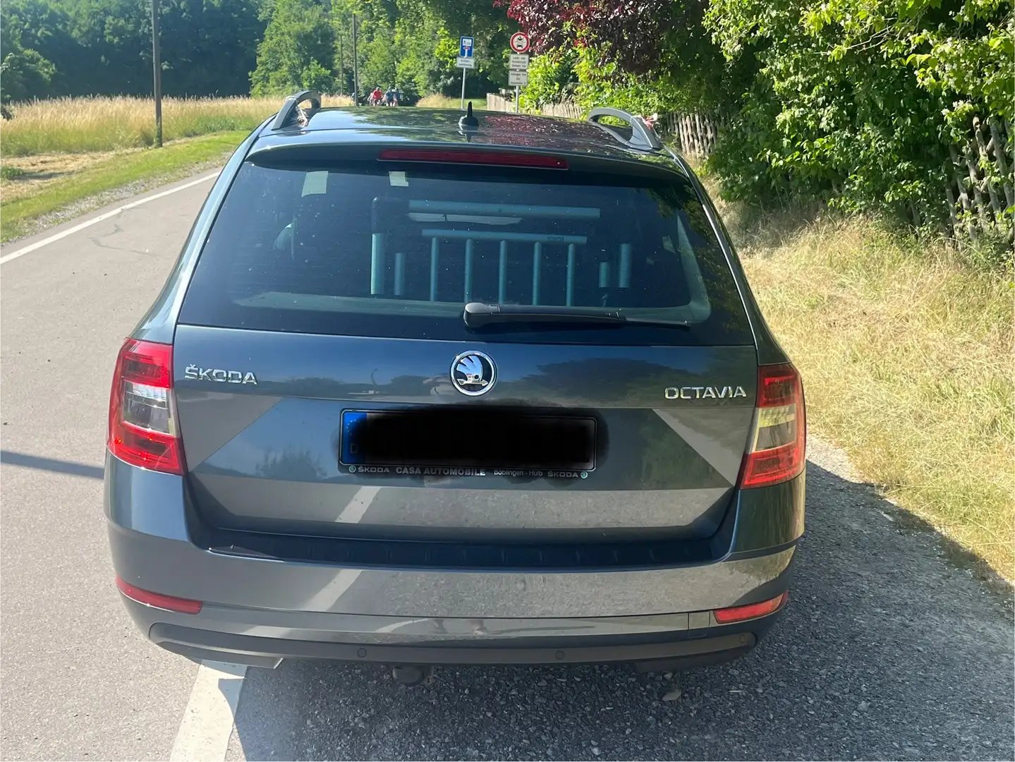 Skoda Octavia Combi 1.5 TSI ACT DSG Soleil - 2