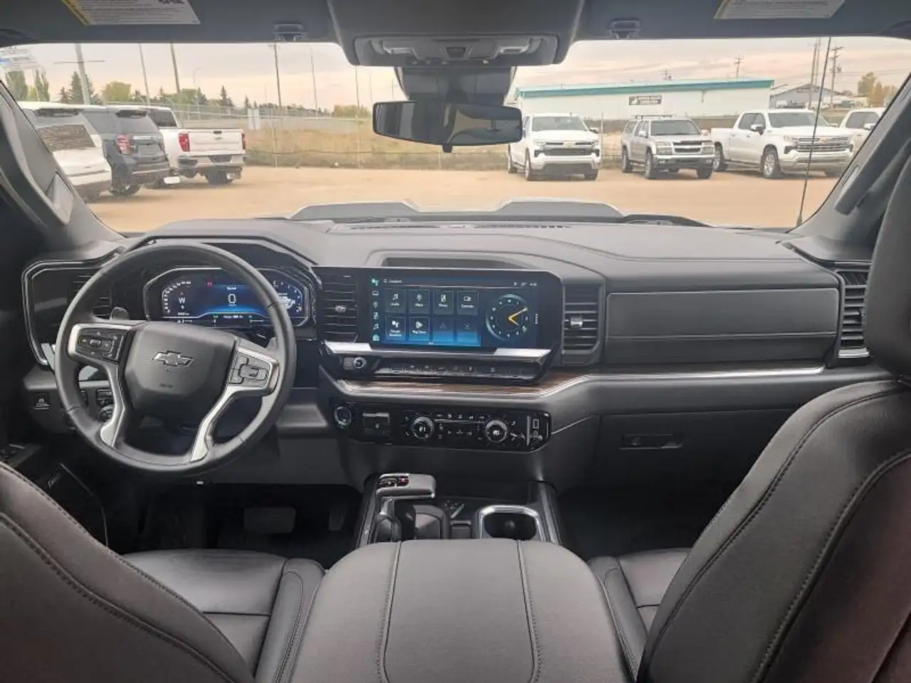 Chevrolet Silverado 1500 снимка Chevrolet Silverado 1500