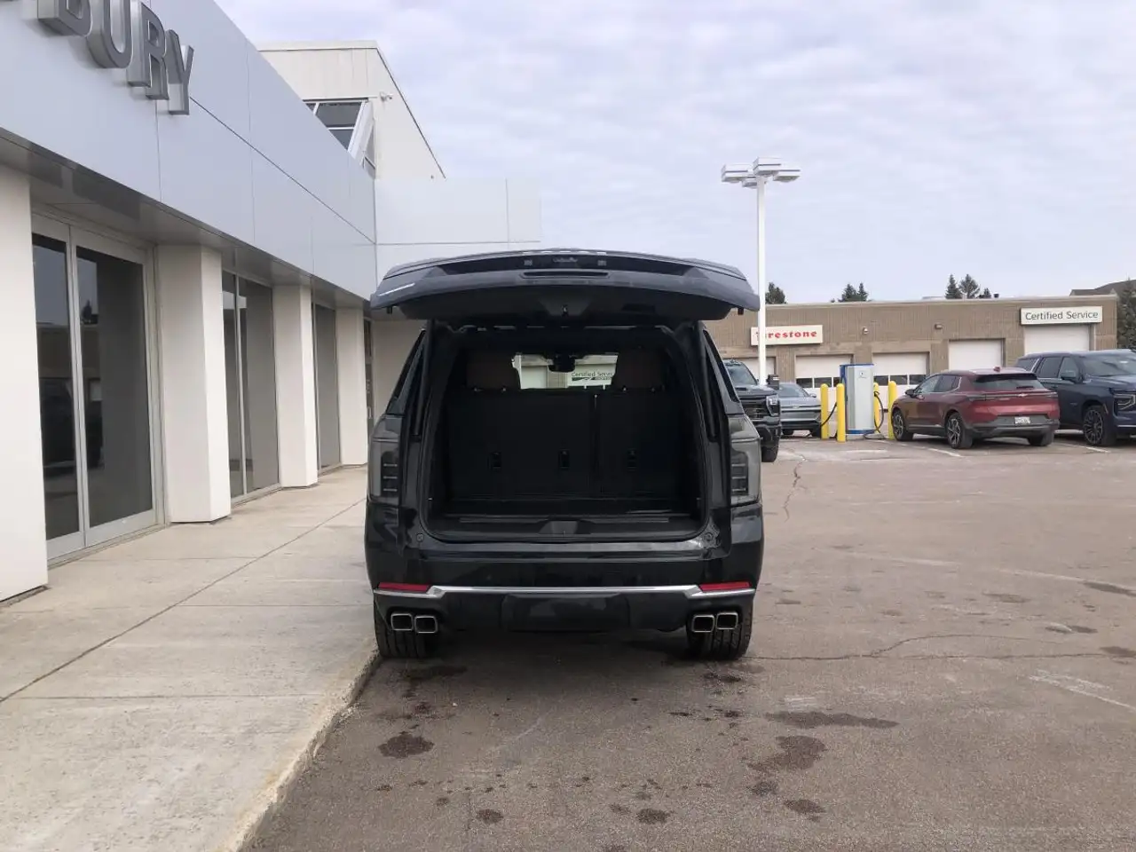 Chevrolet Tahoe снимка Chevrolet Tahoe