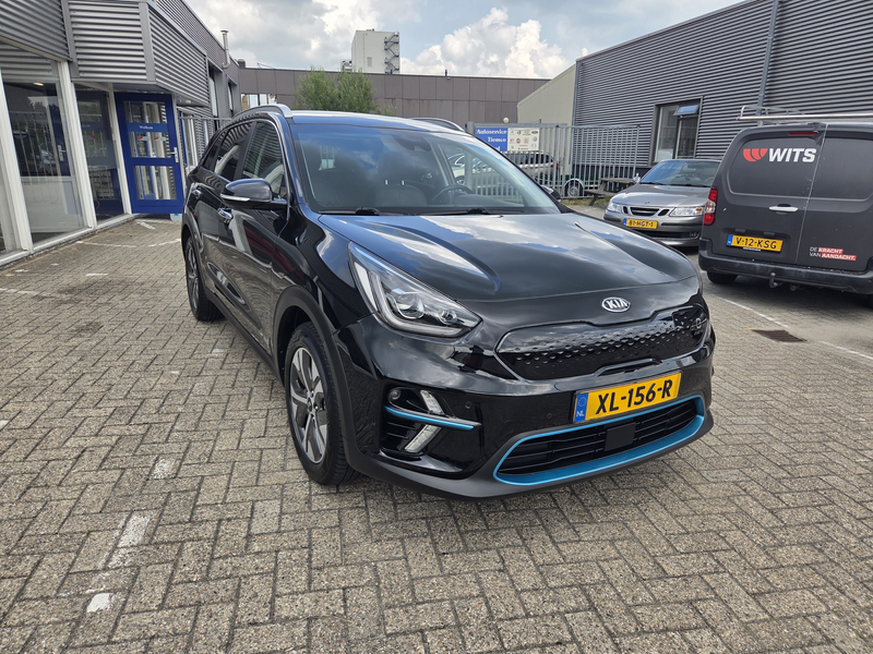 Kia e-Niro ExecutiveLine 64 kWh — photo 14