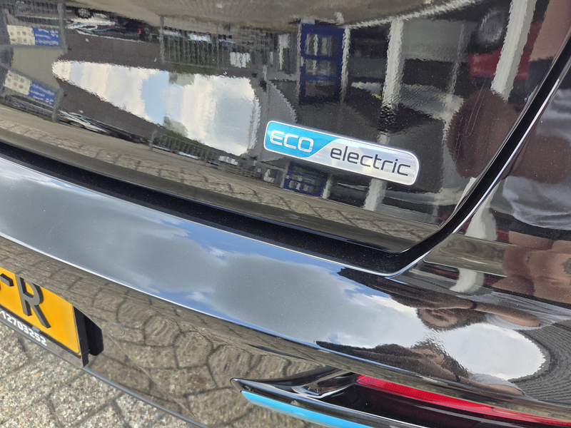 Kia e-Niro ExecutiveLine 64 kWh — photo 12