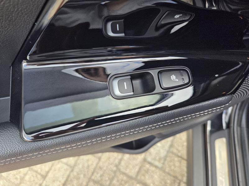 Kia e-Niro ExecutiveLine 64 kWh — photo 16