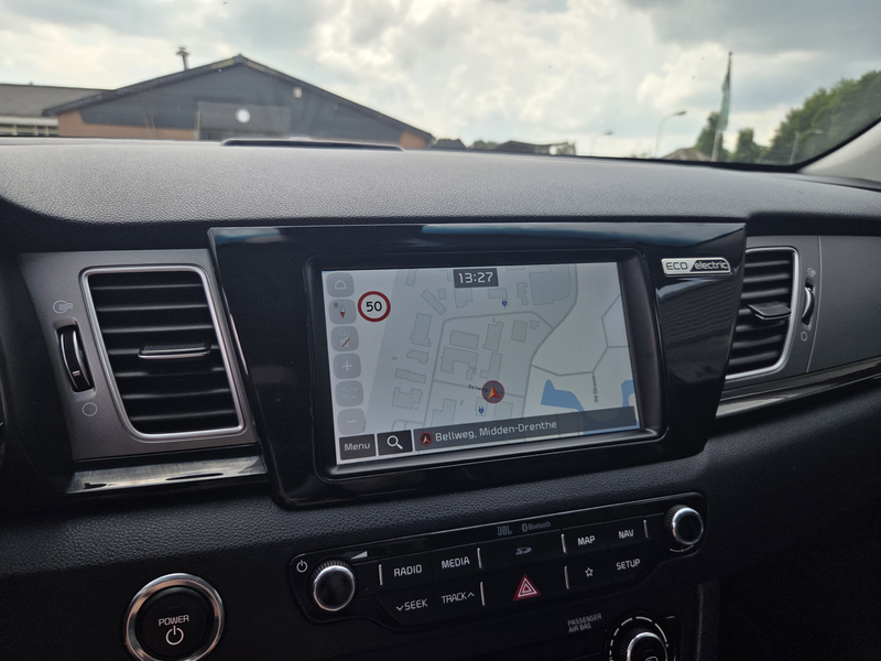 Kia e-Niro ExecutiveLine 64 kWh — photo 27