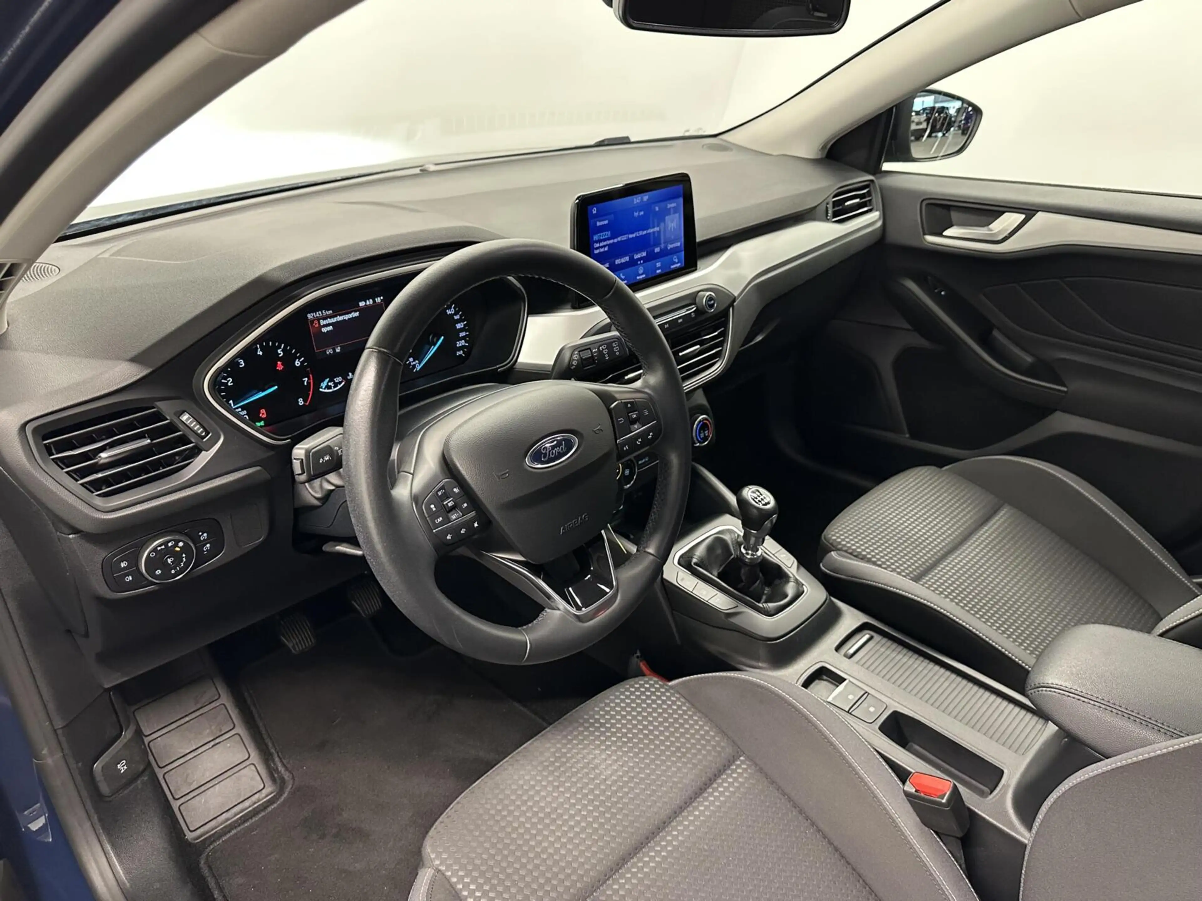 Ford Focus Wagon 1.0 EcoBoost Trend Edition Business CARPLAY — photo 15