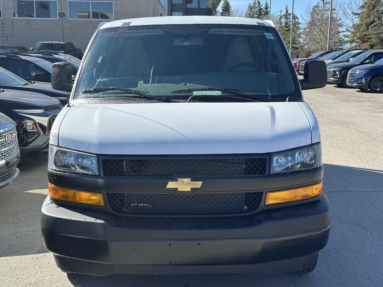 Chevrolet Express 3500 снимка Chevrolet Express 3500
