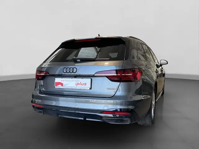 Audi A4 view 3