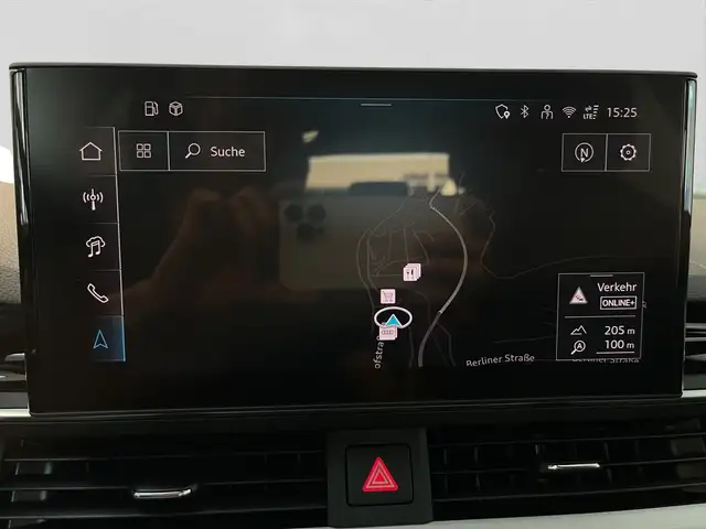 Audi A4 view 12