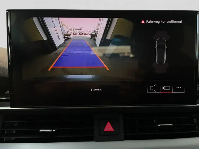 Audi A4 view 15