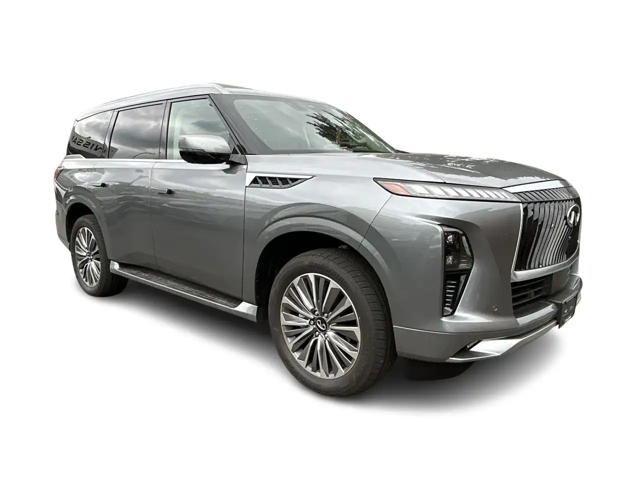 Infiniti QX80 снимка Infiniti QX80