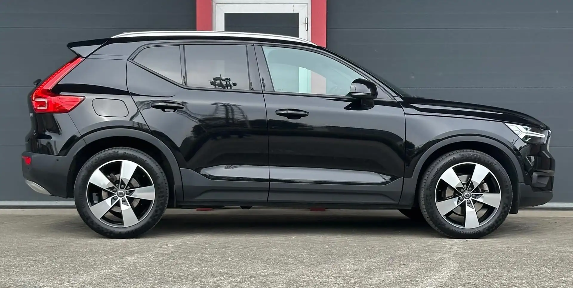 Volvo XC40 2.0 T5 AWD Intro Edition 247pk ACC BLIS PANO VOL! Noir - 2