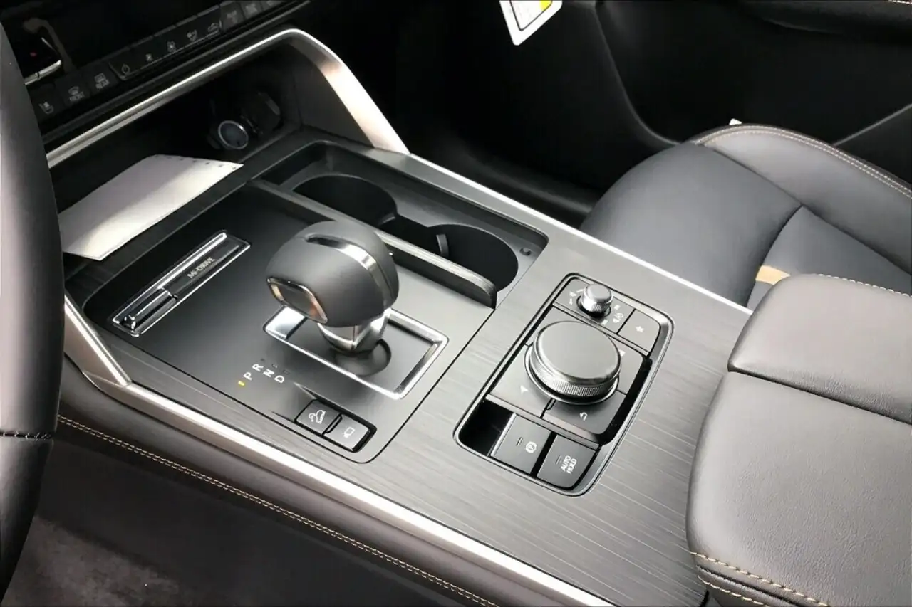 Mazda CX-90 снимка Mazda CX-90