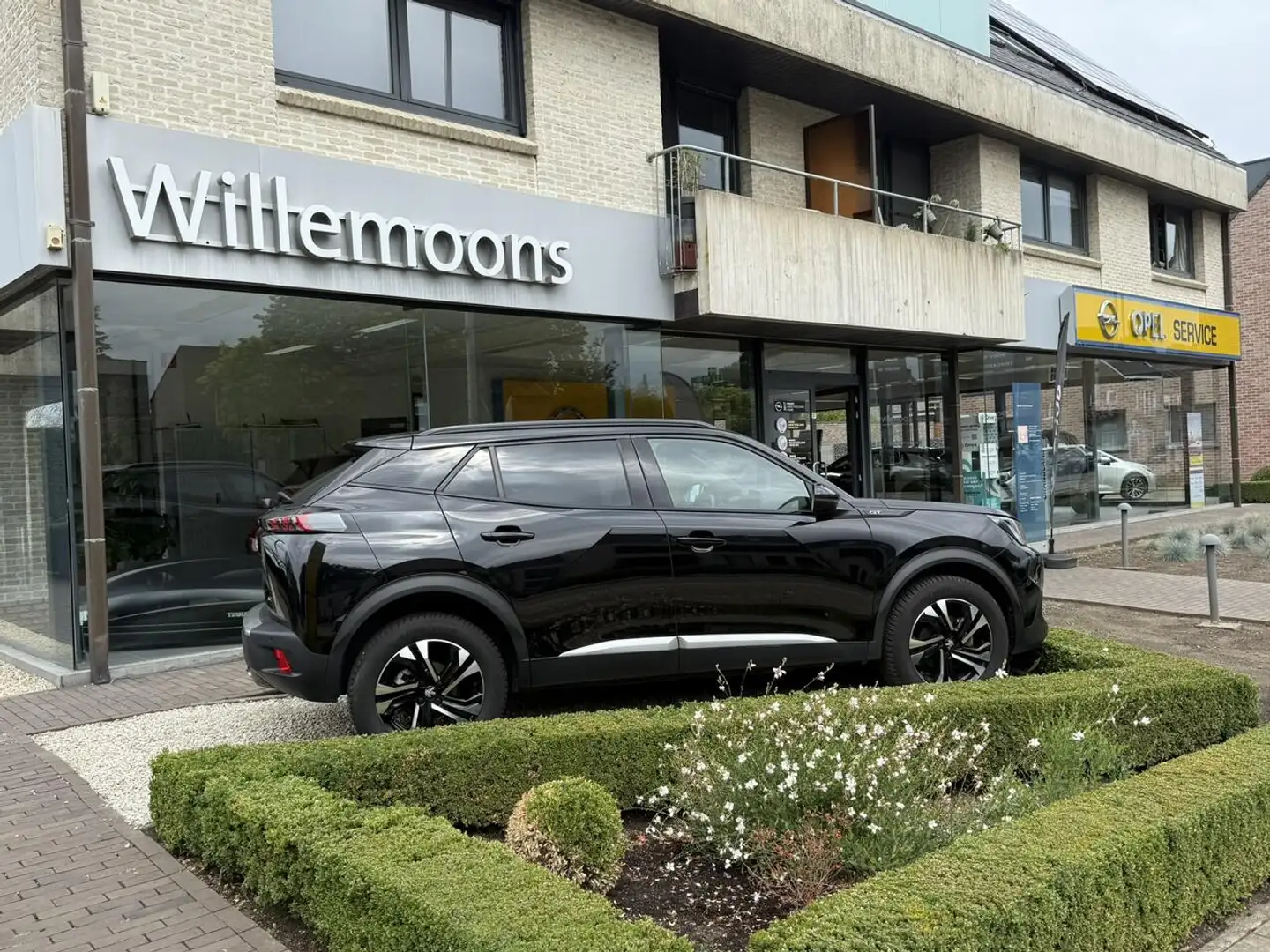 Peugeot 2008 GT 1.2 Turbo 130 PK AT8 *Zetelverwarming*Adapti... Noir - 2